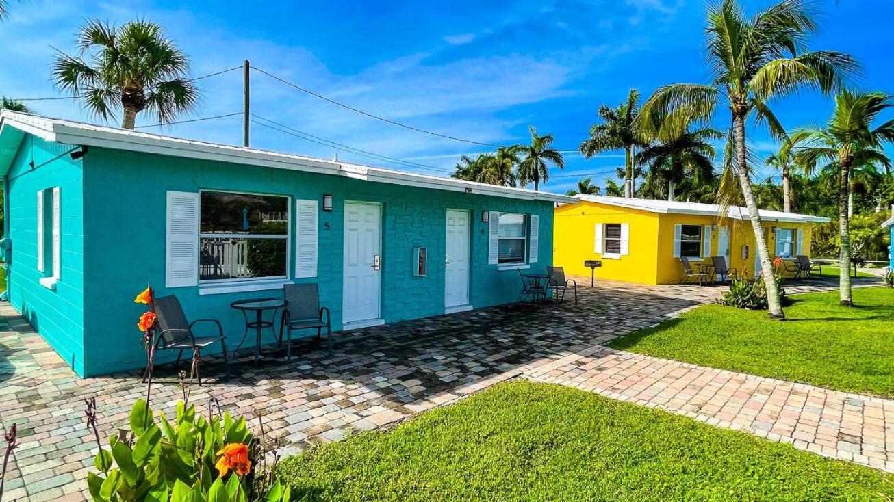 פורט מאיירס Poolfront Cottage Near Beach With Full Kitchen! מראה חיצוני תמונה